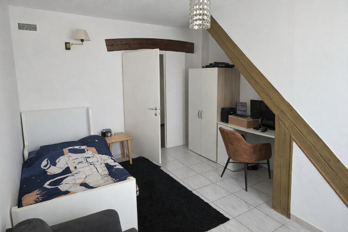 LE MUY Maison d'environ 200 m² - Gros potentiel investisseurs ou grande famille 17