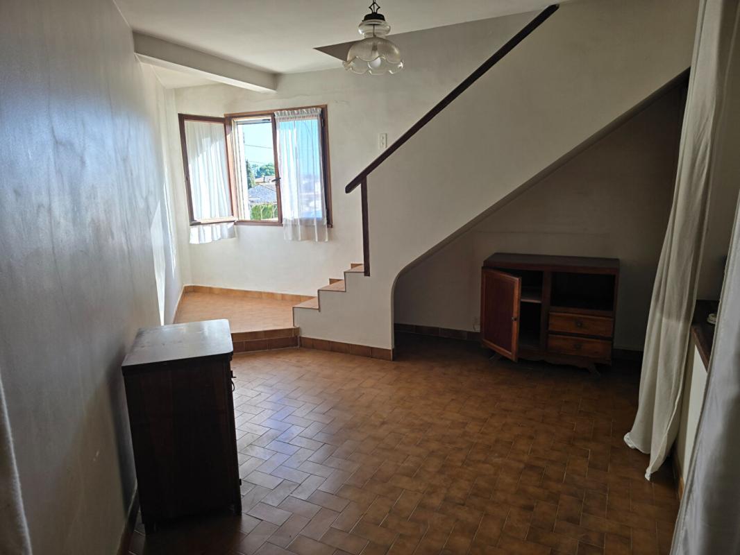 LE MUY Maison d'environ 200 m² - Gros potentiel investisseurs ou grande famille 8