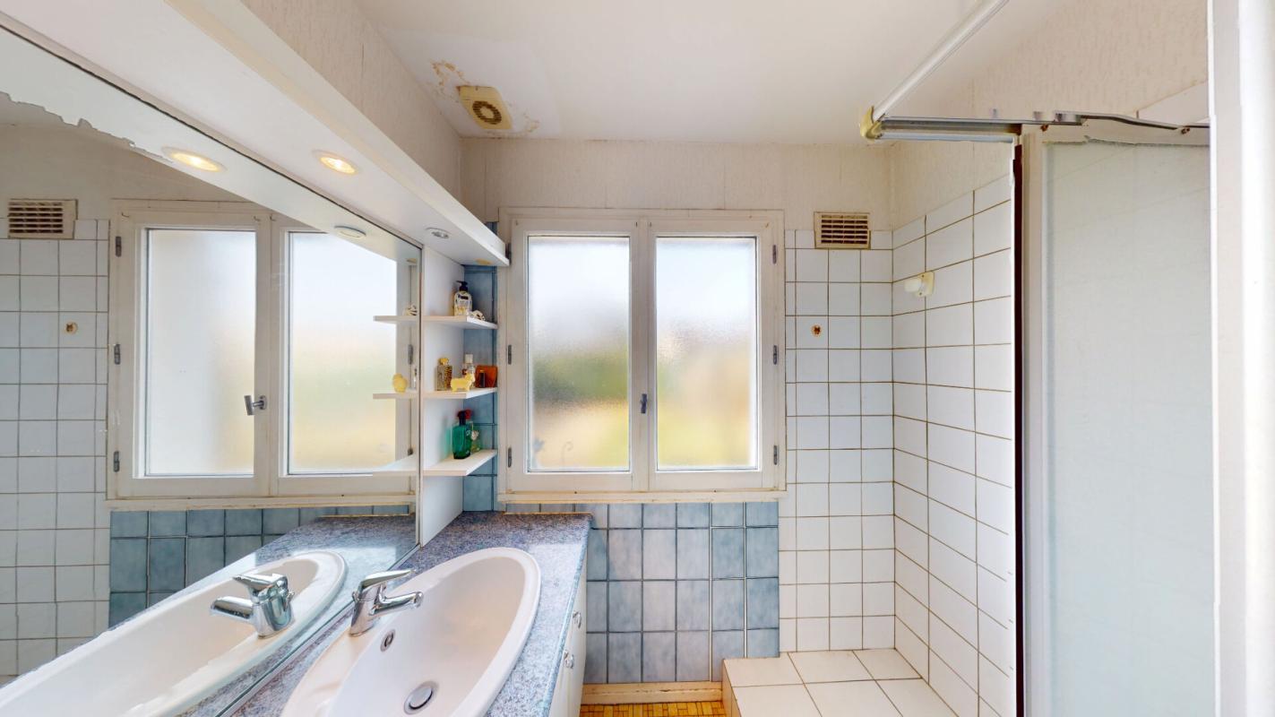 THENIOUX Maison St Georges Sur La Pree 4 pièce(s) 85.00 m2 10