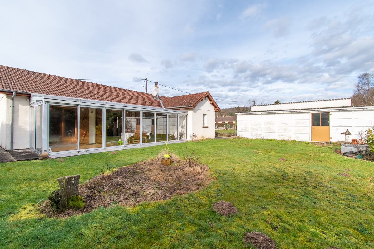 THENIOUX Maison St Georges Sur La Pree 4 pièce(s) 85.00 m2 11