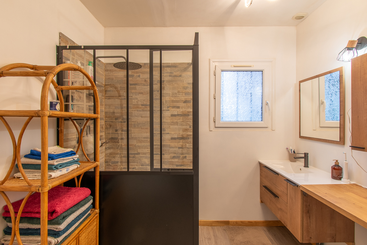 SAINT-GEORGES-SUR-LA-PREE Maison Saint Georges Sur La Pree 5 pièce(s) 135 m2 12