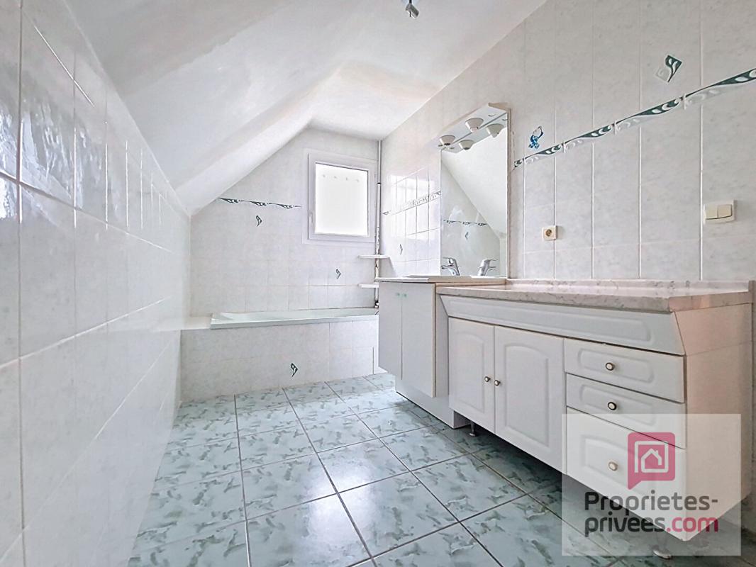 BELLEY Maison Belley 4 pièce(s) 100 m2 4