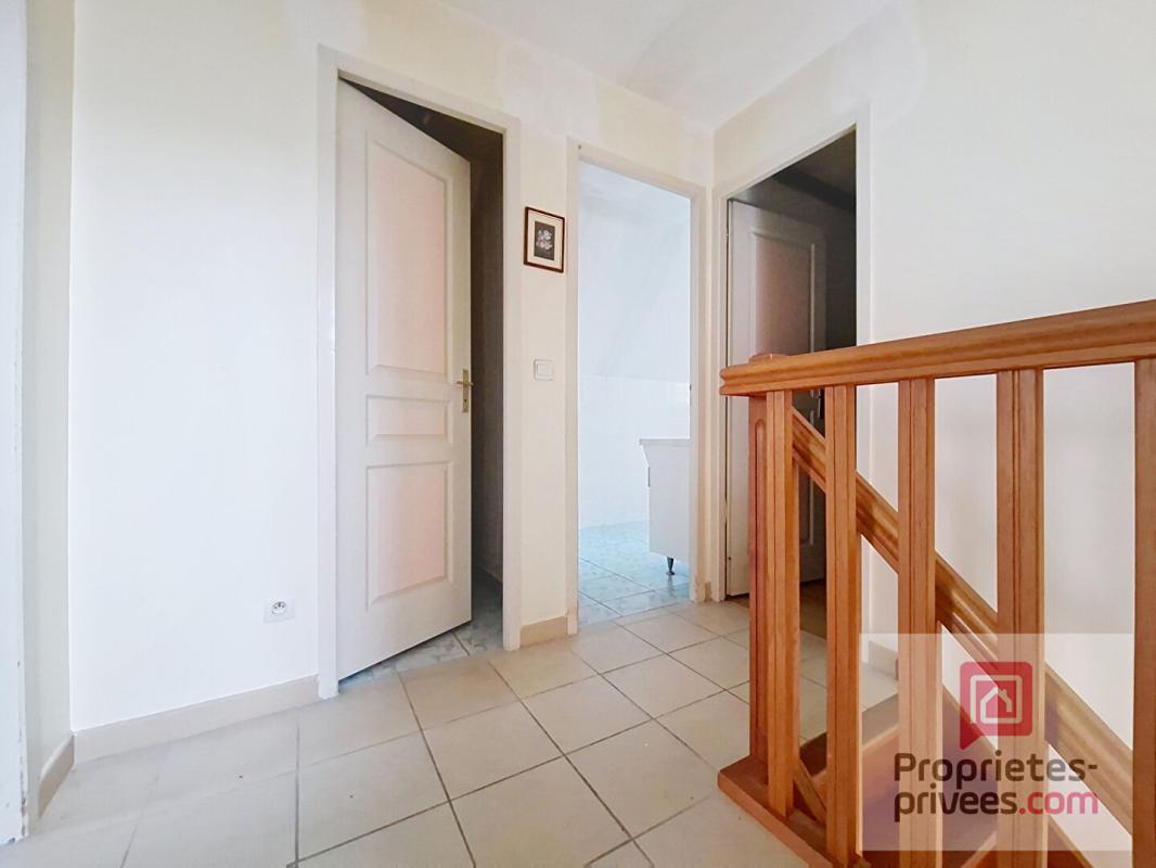 BELLEY Maison Belley 4 pièce(s) 100 m2 9