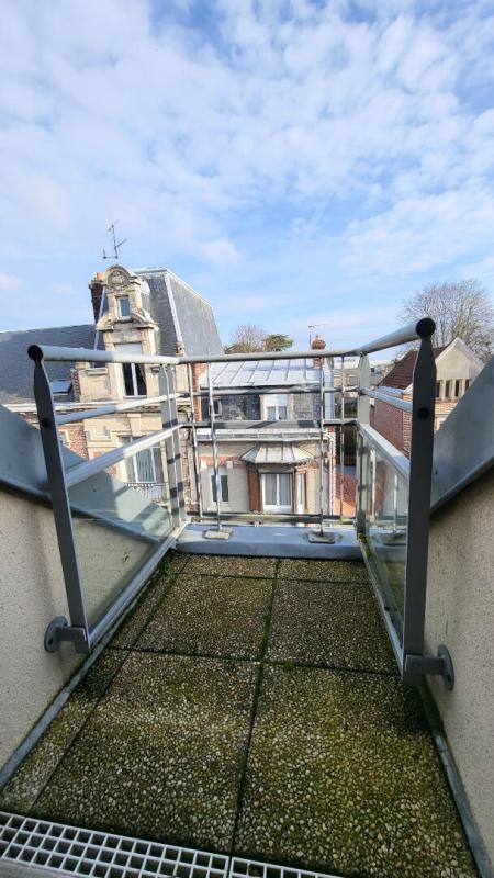 SAINT-QUENTIN Appartement standing 4 chambres, terrasse dans résidence sécurisée 14