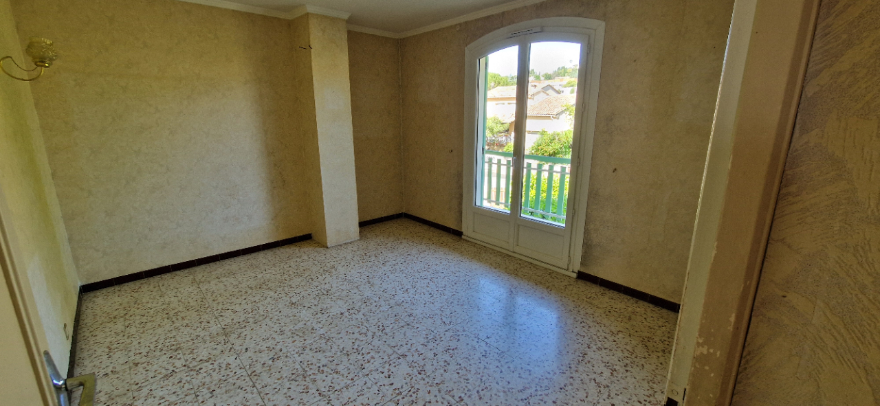 CLERMONT-L'HERAULT Trés belle villa a Clermont l hérault  au calme 8