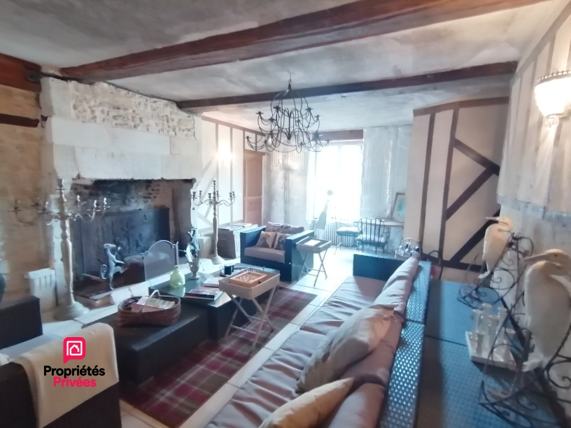 MONTGAROULT MONTGAROULT(61150) MANOIR, 15 pièces minimum, 6 chambres, 500 m2 environ PRIX 475 000 honoraires 5,56% inclus à la charge de l'acquéreur, soit 450 000% net vendeur 7