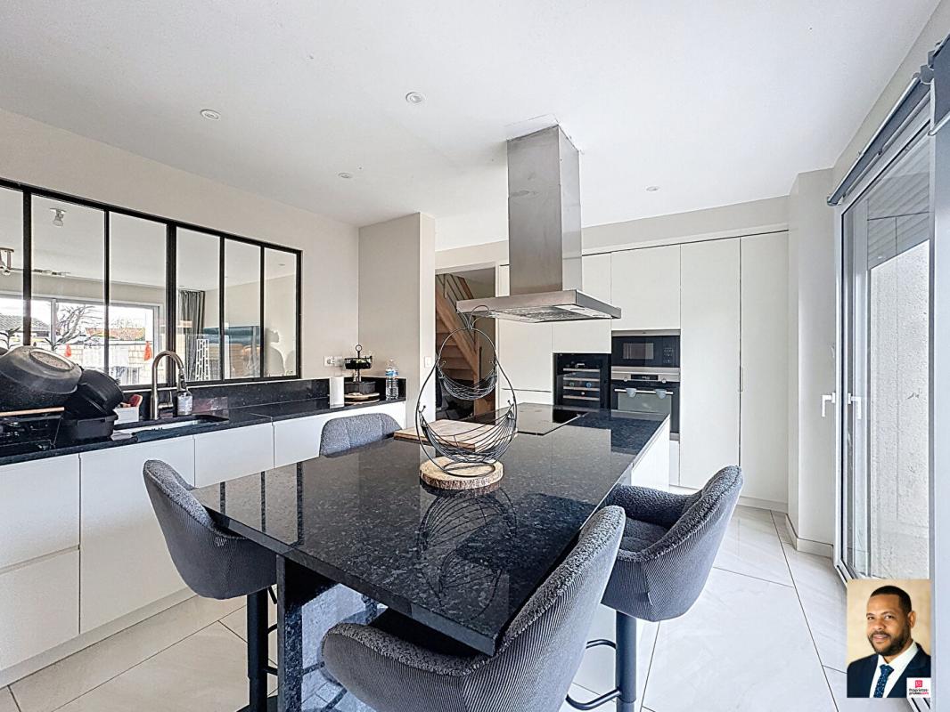 MORSANG-SUR-ORGE Maison 2023 à vendre à Morsang sur Orge secteur résidentiel 8