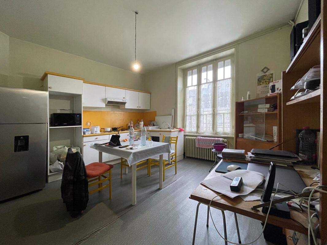 QUIMPER Maison années 30 à rénover avec garage et courette (quartier Sainte-Thérèse Quimper) 5