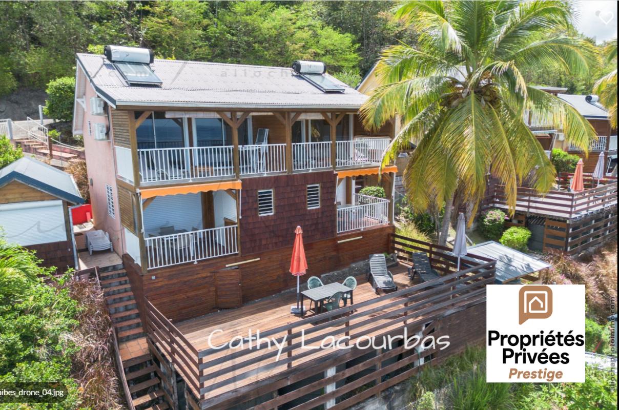 BOUILLANTE Magnifique Appartement T3 vue mer, Bouillante 2