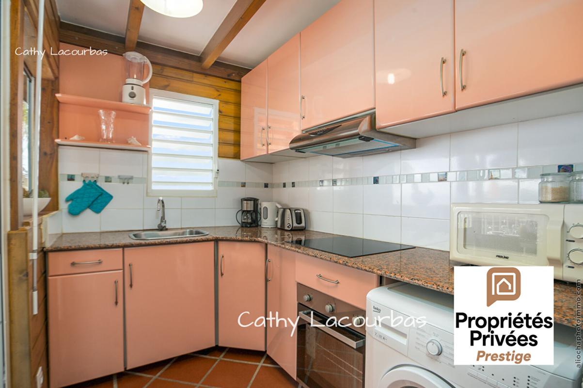 BOUILLANTE Magnifique Appartement T3 vue mer, Bouillante 8