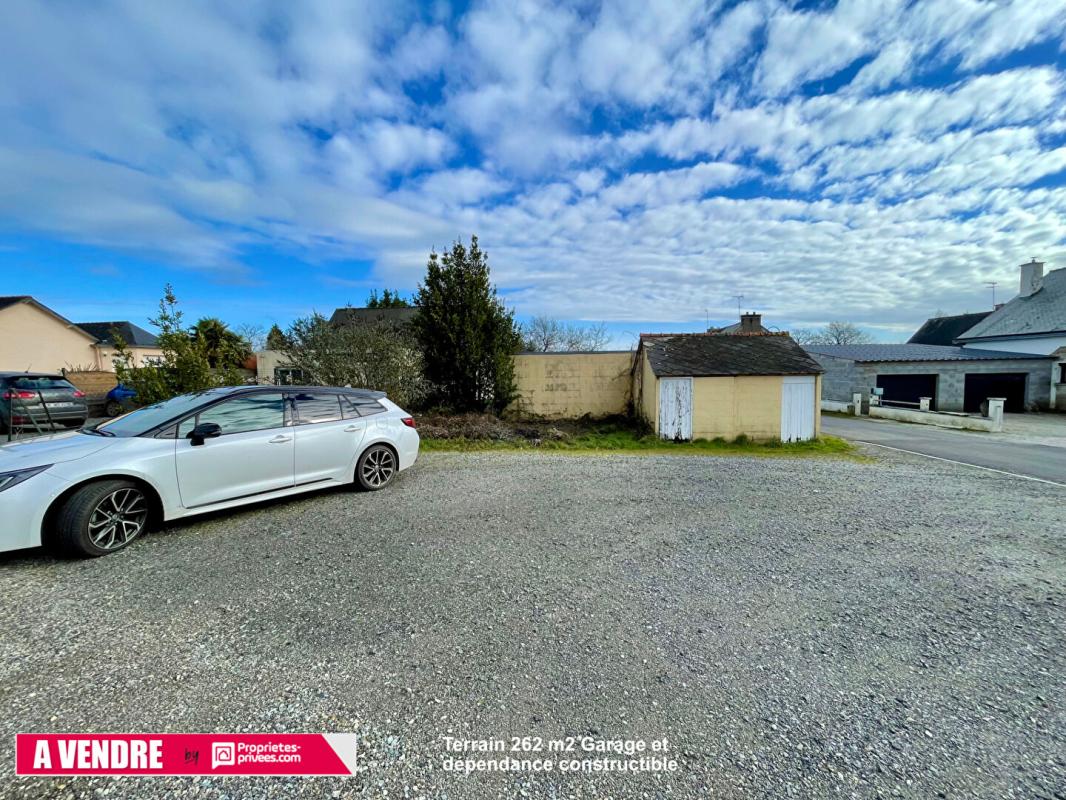 SAINTE-MARIE Terrain avec garage et dépendance  St Marie 2