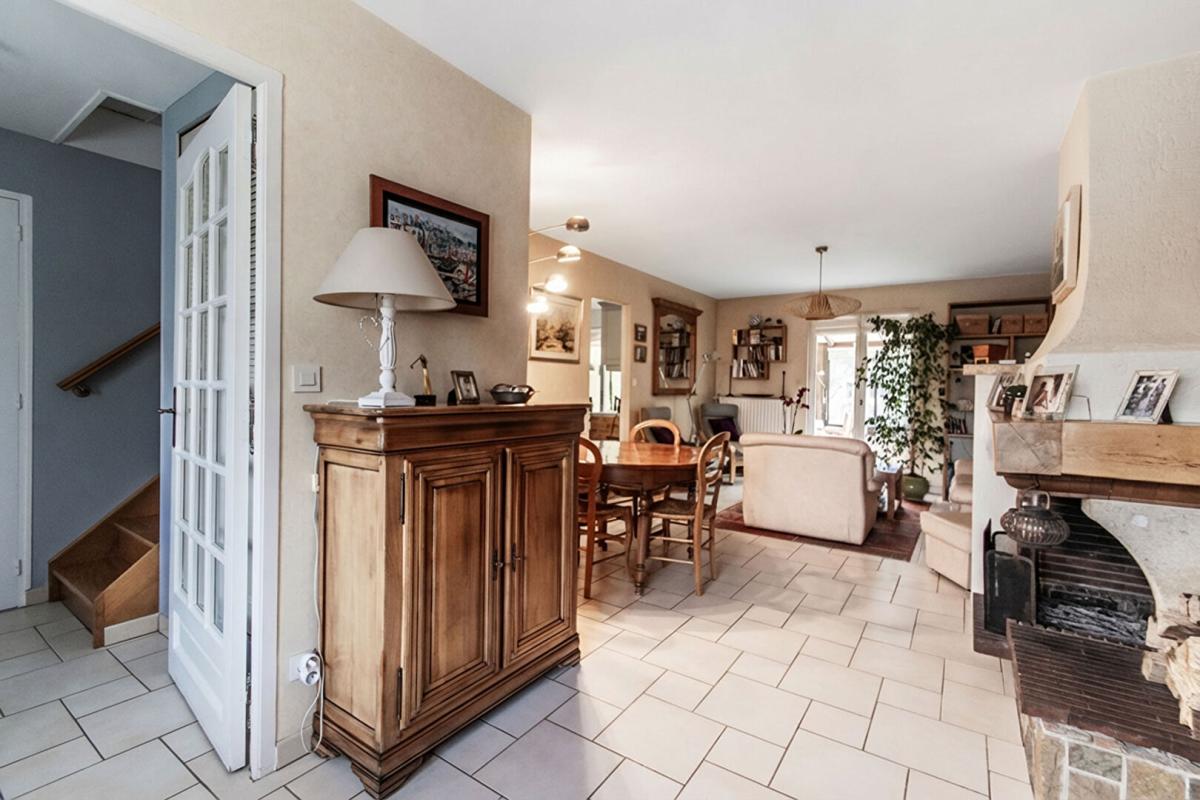 BRETIGNY-SUR-ORGE Maison Bretigny Sur Orge 6 pièce(s) 115 m2 3