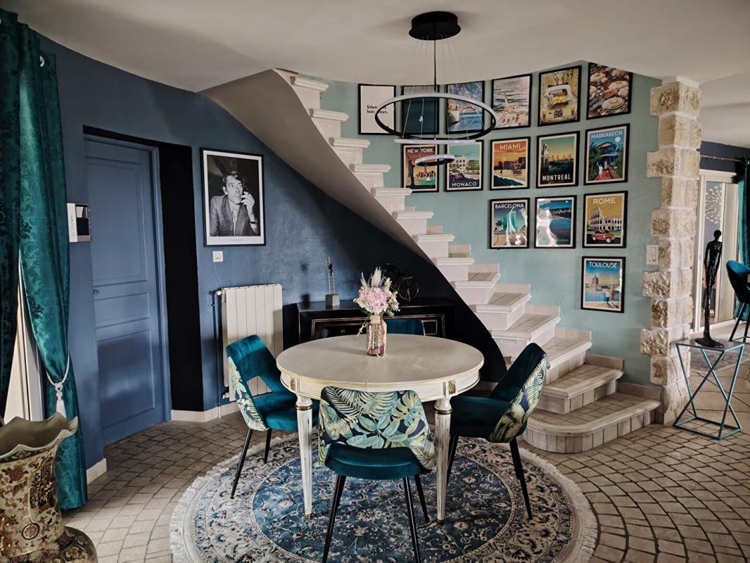 VILLEMOUSTAUSSOU Maison d'architecte 9 pièce(s) 210 m2 16