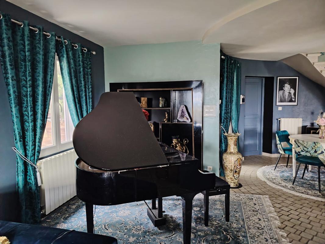 VILLEMOUSTAUSSOU Maison d'architecte 9 pièce(s) 210 m2 18