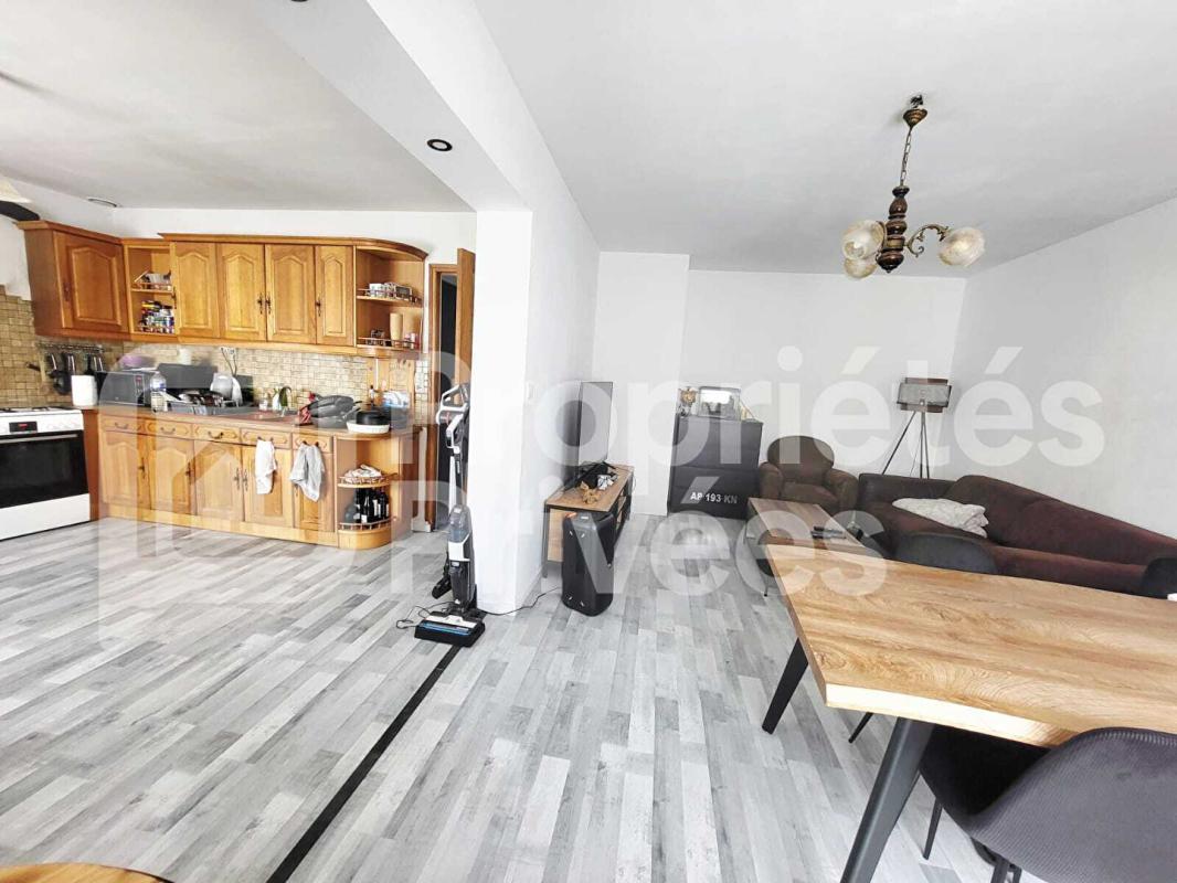 CHARMONT-EN-BEAUCE Maison Charmont En Beauce 3 pièce(s) 60 m2 3