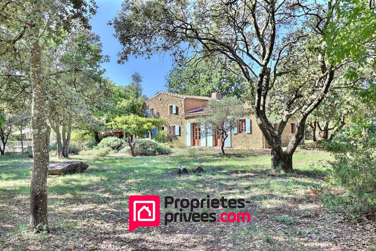 UZES Uzès, proche , petit Mas  sur 5000 m2 de terrain 1