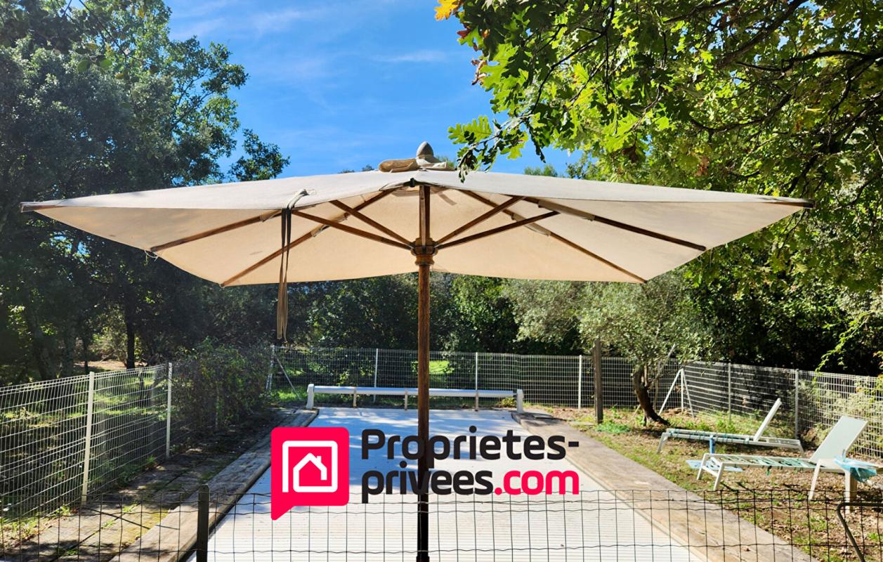 UZES Uzès, proche , petit Mas  sur 5000 m2 de terrain 13