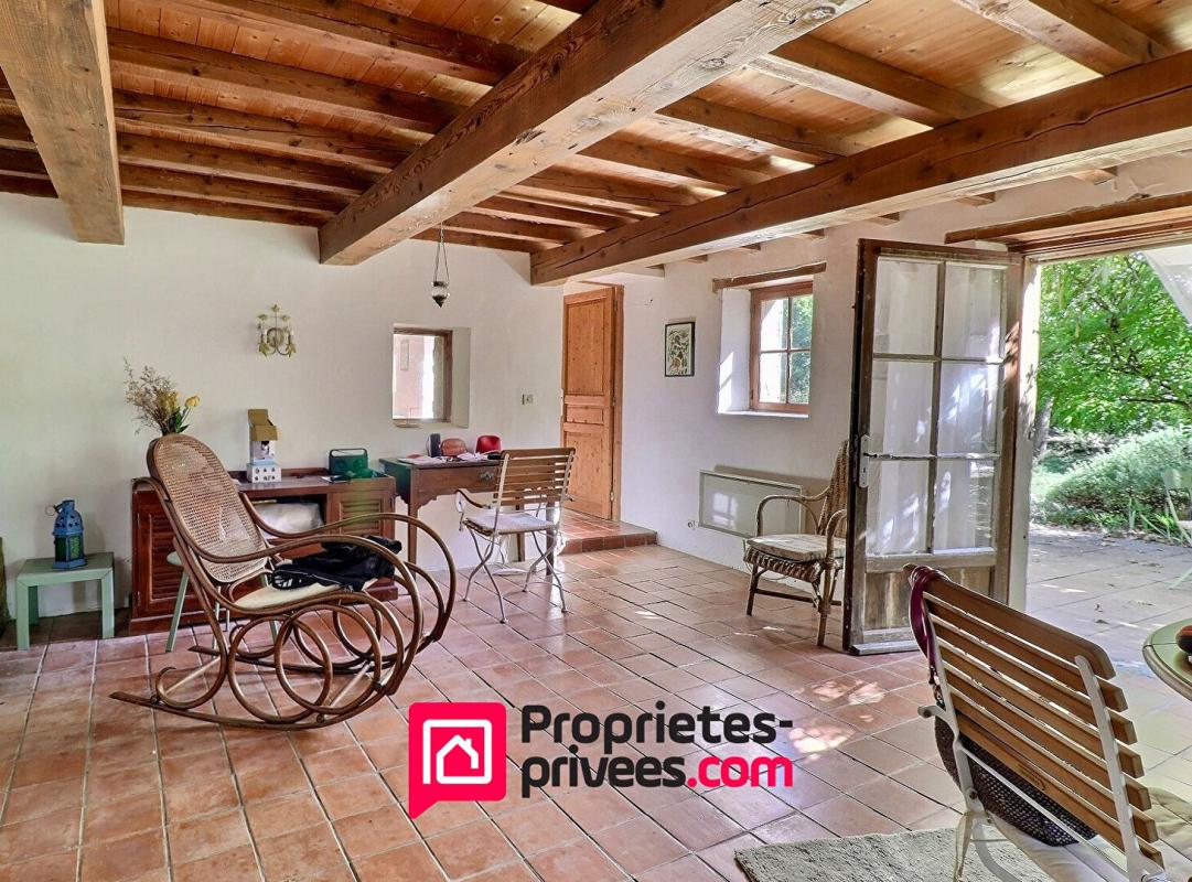 UZES Uzès, proche , petit Mas  sur 5000 m2 de terrain 5