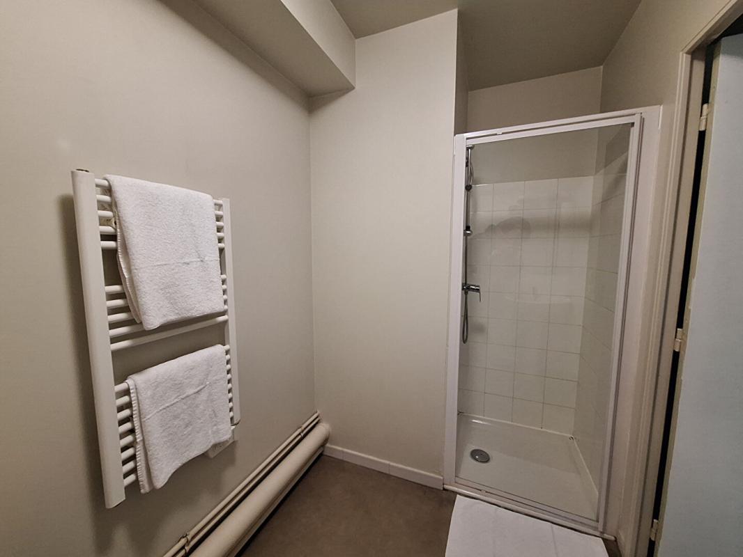 SAINT-CYR-L'ECOLE Appartement Saint Cyr L Ecole 1 pièce(s) 20 m2 4