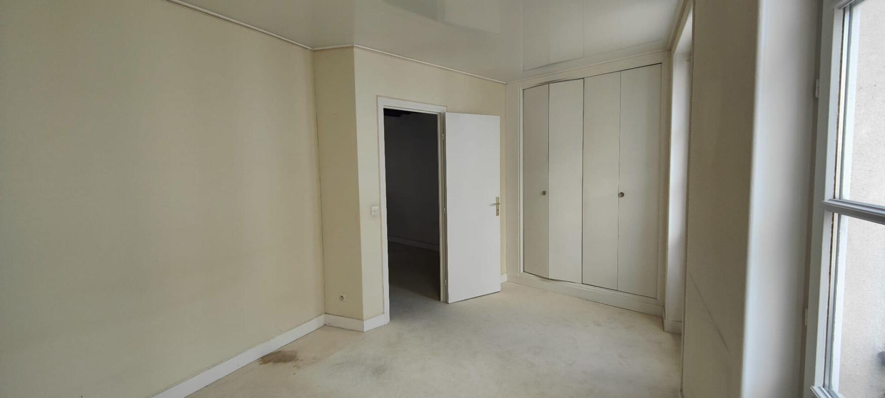 PARIS-3E-ARRONDISSEMENT Enfants Rouges, Charmant T2 40 m2 à vendre 11