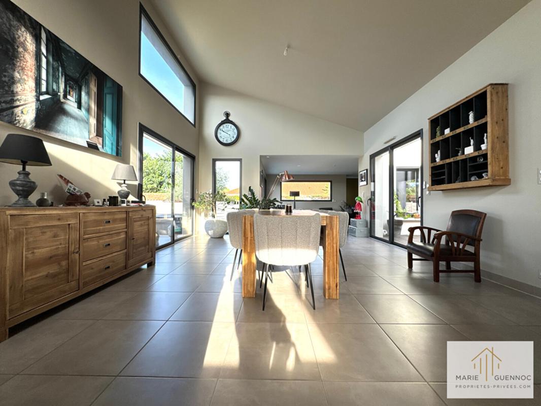 BASSE-GOULAINE Maison BBC de plain-pied de 130m2 sur terrain de 530m2 avec garage et jacuzzi 4