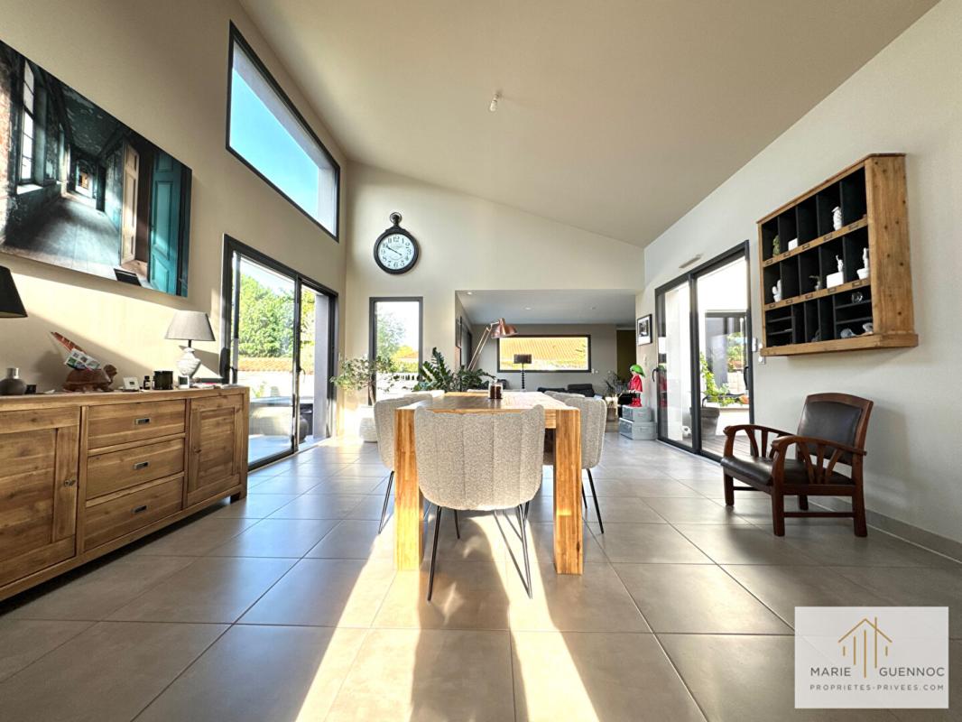 BASSE-GOULAINE Maison BBC de plain-pied de 130m2 sur terrain de 530m2 avec garage et jacuzzi 9