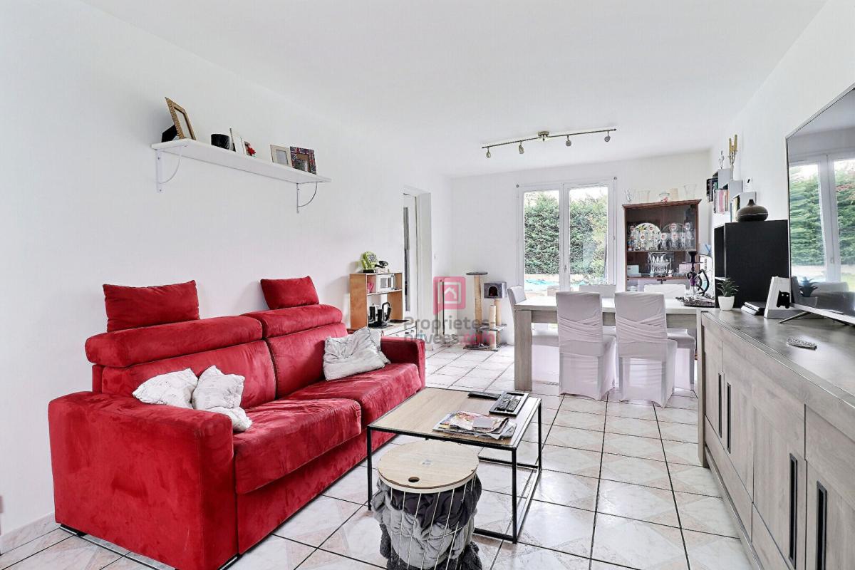 SAINTE-GENEVIEVE-DES-BOIS Maison Sainte-Geneviève-Des-Bois 4 pièces 74 m² 3