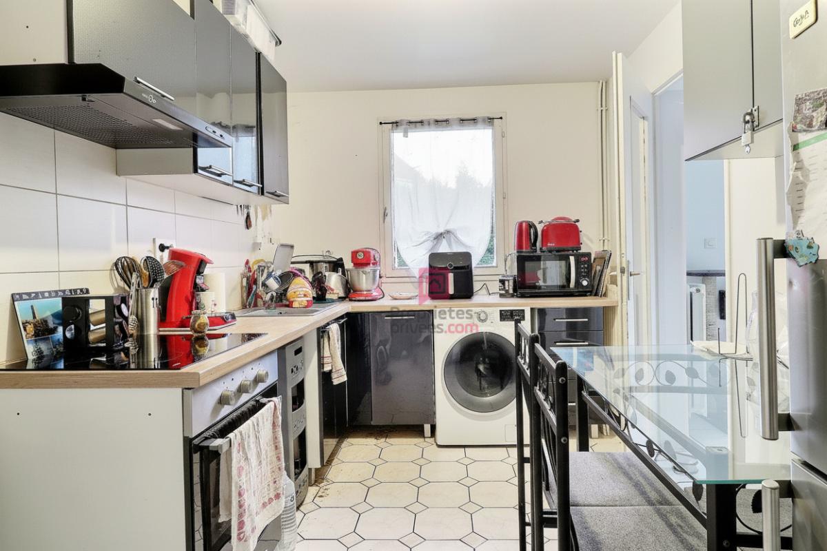 SAINTE-GENEVIEVE-DES-BOIS Maison Sainte-Geneviève-Des-Bois 4 pièces 74 m² 9