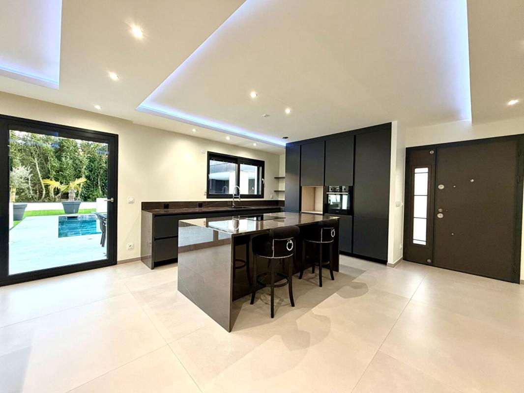 THONON-LES-BAINS EXCLUSIVITE Thonon-les-Bains Villa individuelle de 2022 134 m² piscine, jacuzzi, pull house (74200) 12