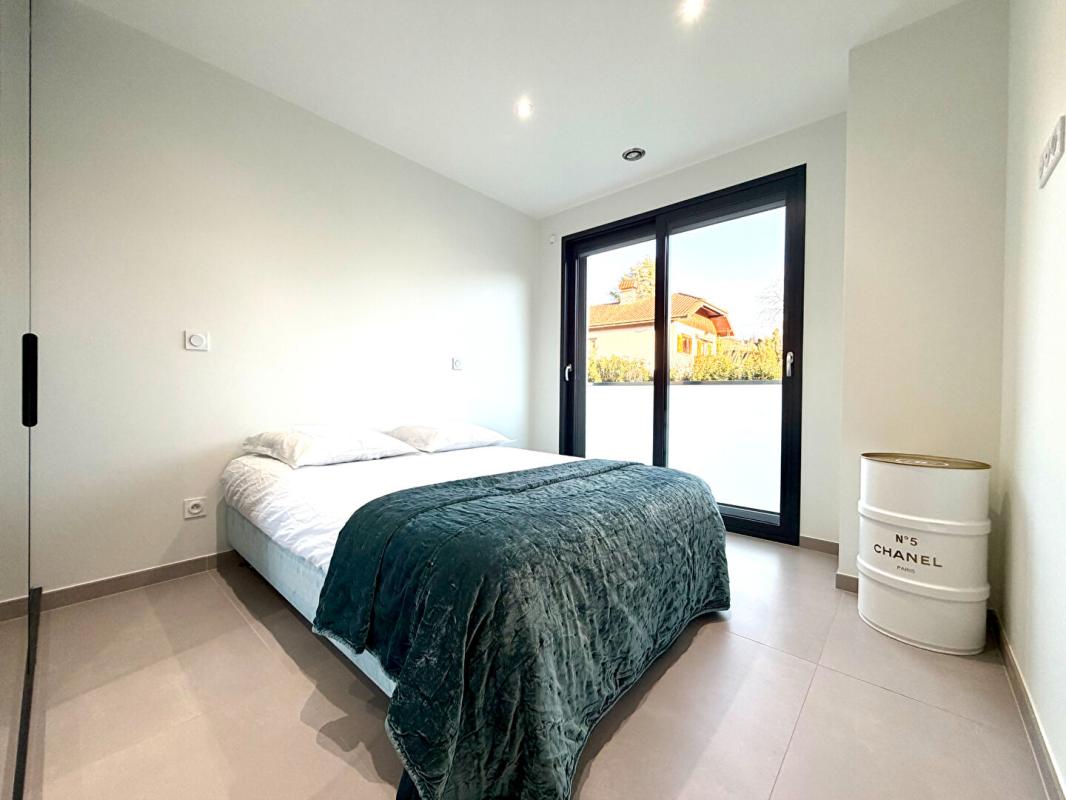 THONON-LES-BAINS EXCLUSIVITE Thonon-les-Bains Villa individuelle de 2022 134 m² piscine, jacuzzi, pull house (74200) 7