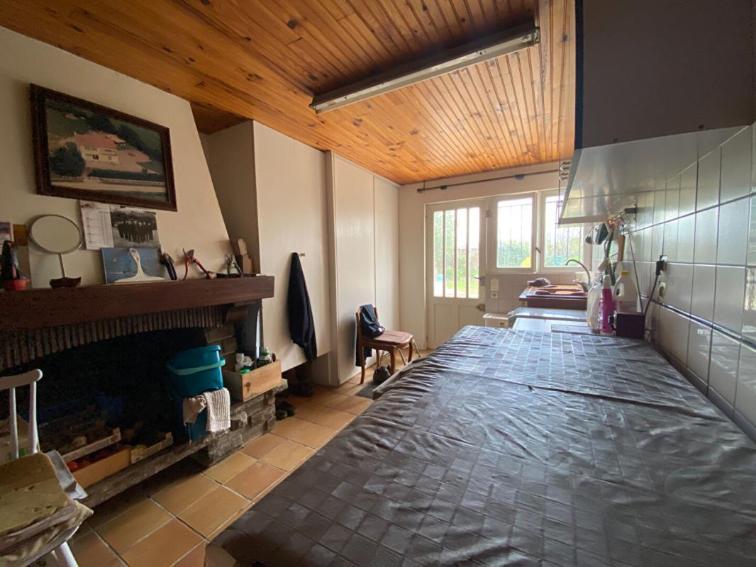 SAINT-HILAIRE-DE-CHALEONS MAISON SAINT HILAIRE DE CHALÉONS 44680 - 94 M² - 2 CHAMBRES - BUDGET 197 600   HAI 11