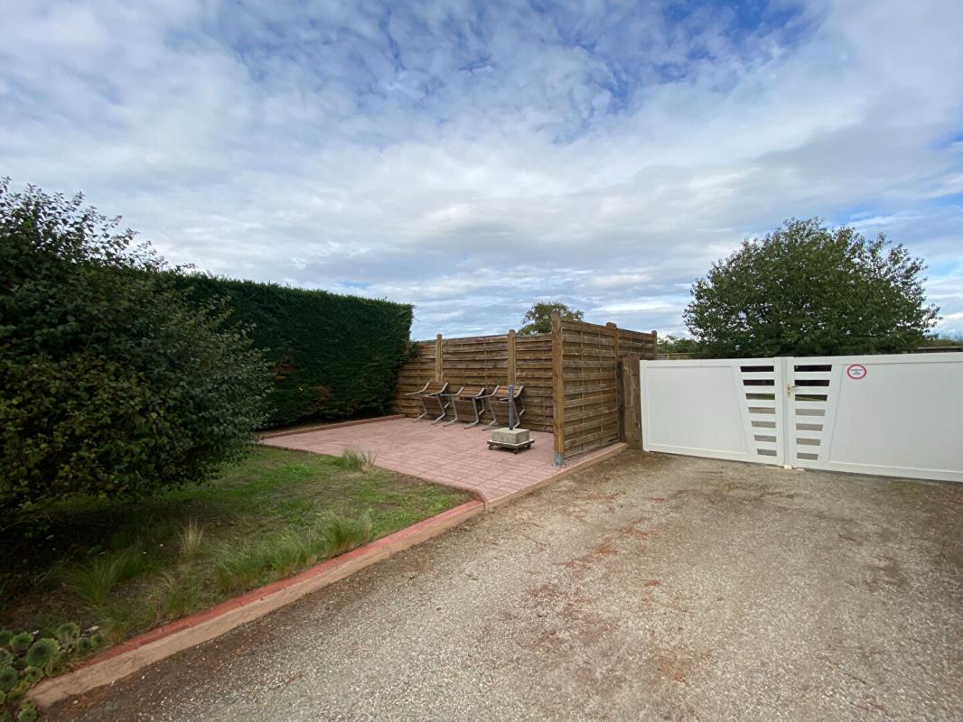 SAINT-HILAIRE-DE-CHALEONS MAISON SAINT HILAIRE DE CHALÉONS 44680 - 83 M² - 3 CHAMBRES - BUDGET 197 600   HAI 11