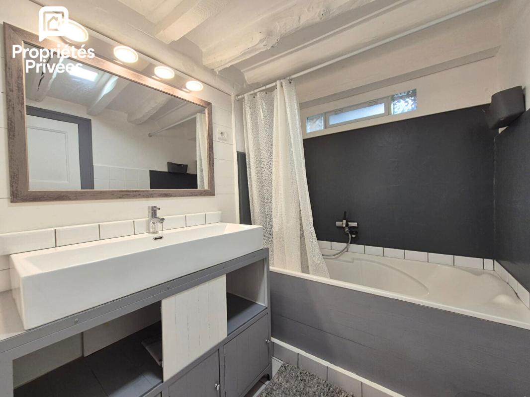 COLLONGES Maison en pierre rénovée - 144 m² - 3 ch - Double garage - Calme 14