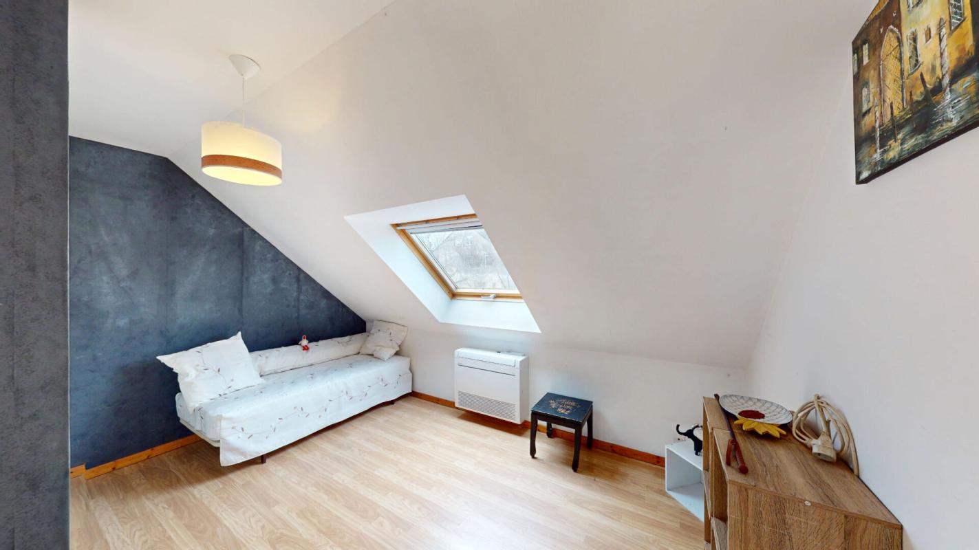 VIERZON Maison Vierzon 6 pièce(s) 112 m2 12