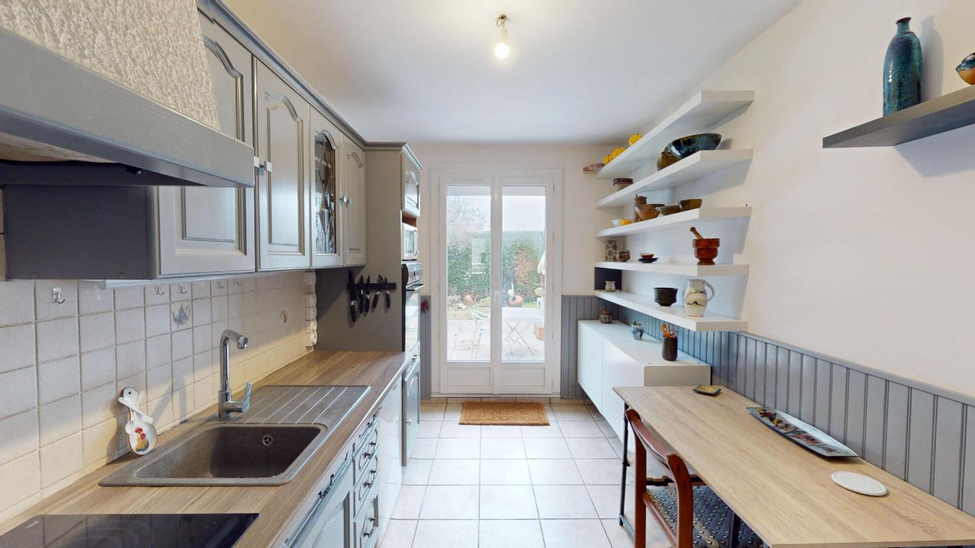 VIERZON Maison Vierzon 6 pièce(s) 112 m2 7