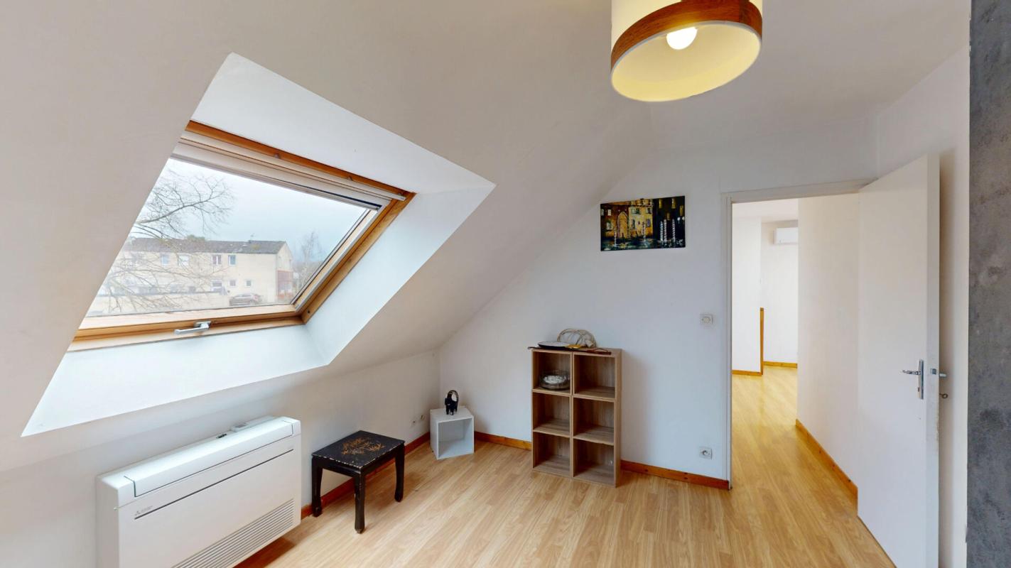 VIERZON Maison Vierzon 6 pièce(s) 112 m2 9