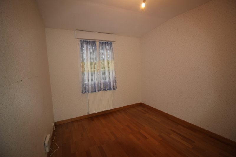 CHATELLERAULT Maison Chatellerault 7 pièce(s) 128.25 m2 10