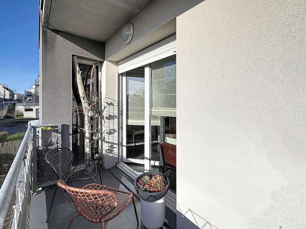 VANNES Appartement T4 de 81 m² avec 2 balcons et 2 parkings. Quartier GARE, Vannes 8