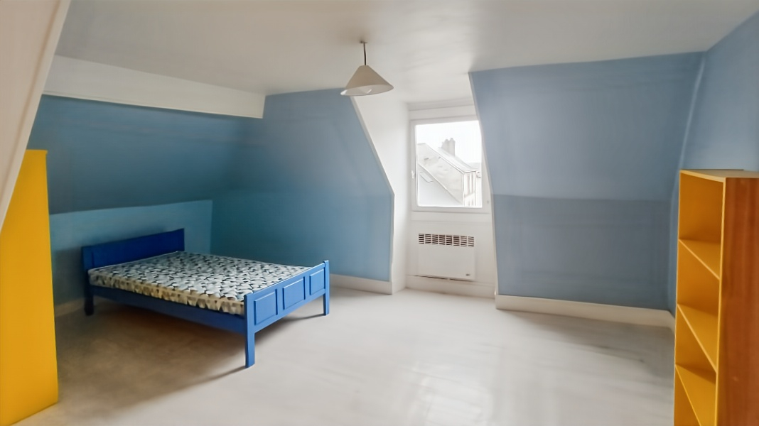 LA SOUTERRAINE Immeuble La Souterraine 6 pièce(s) 125 m2 3