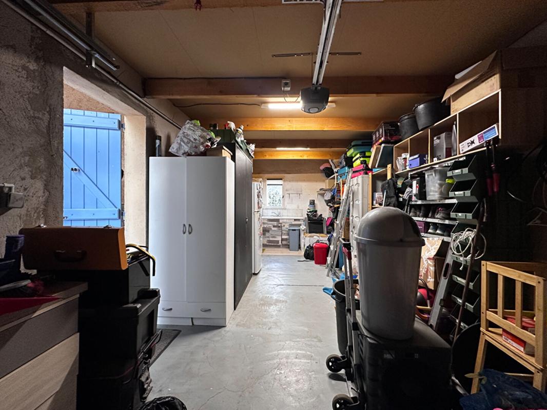 LES ARCS Maison 108 m² , 3 chambres , Jardin 400 m² , Garage 14