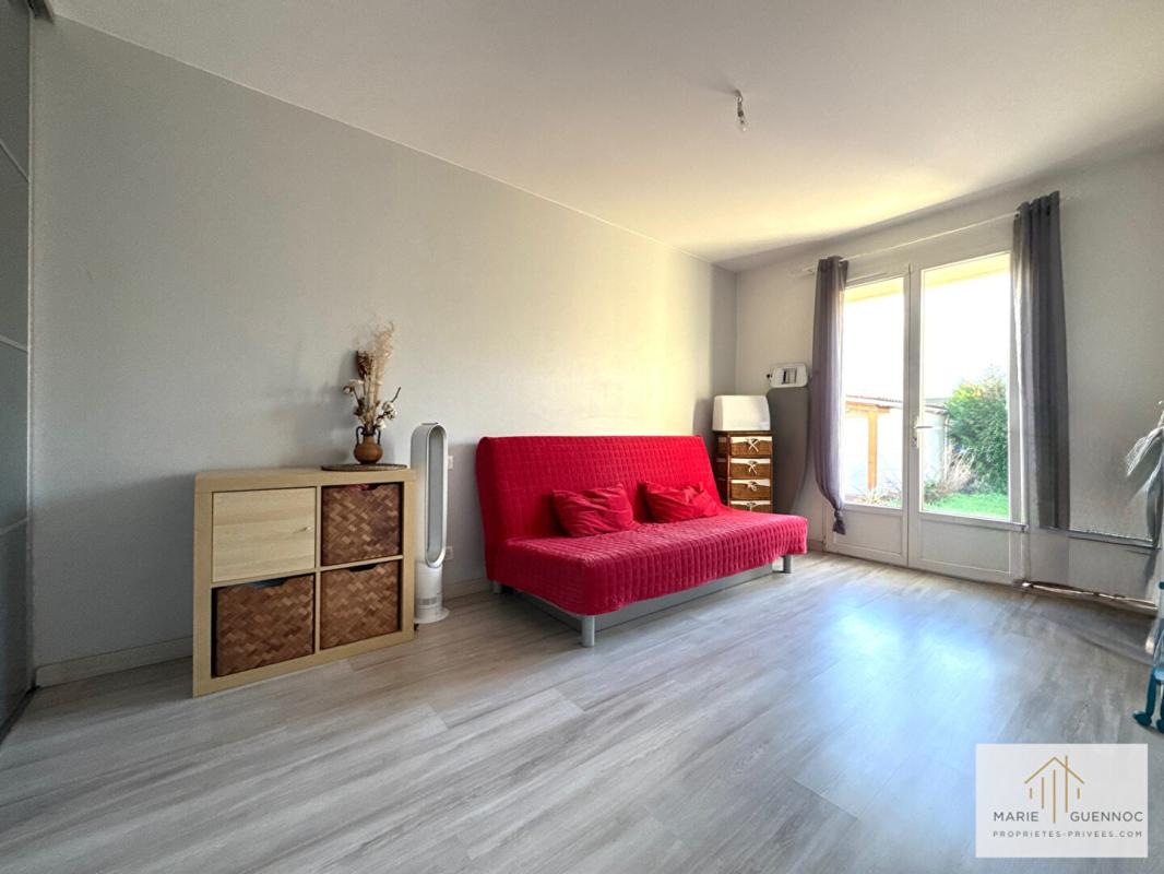 BASSE-GOULAINE Maison individuelle 6 pièces Basse-Goulaine avec double garage, cave et atelier 10