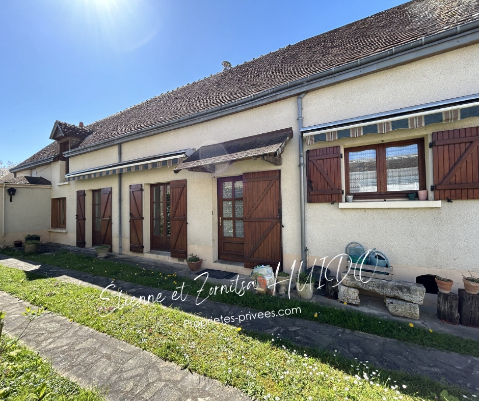 VATAN Ensemble de 2 maisons Vatan 8 pièce(s) 168 m2 1