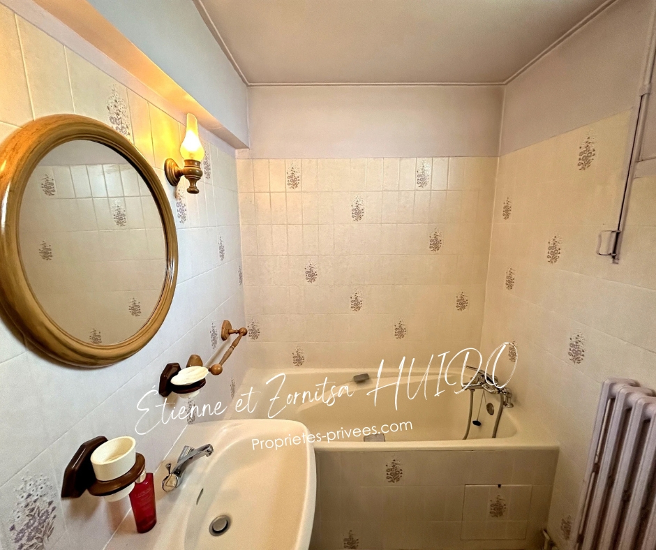 VATAN Ensemble de 2 maisons Vatan 8 pièce(s) 168 m2 9