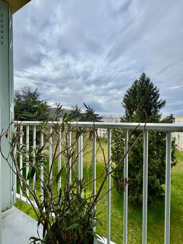 BOURGOIN-JALLIEU Appartement Bourgoin Jallieu 3-4 pièces 62 m2 13