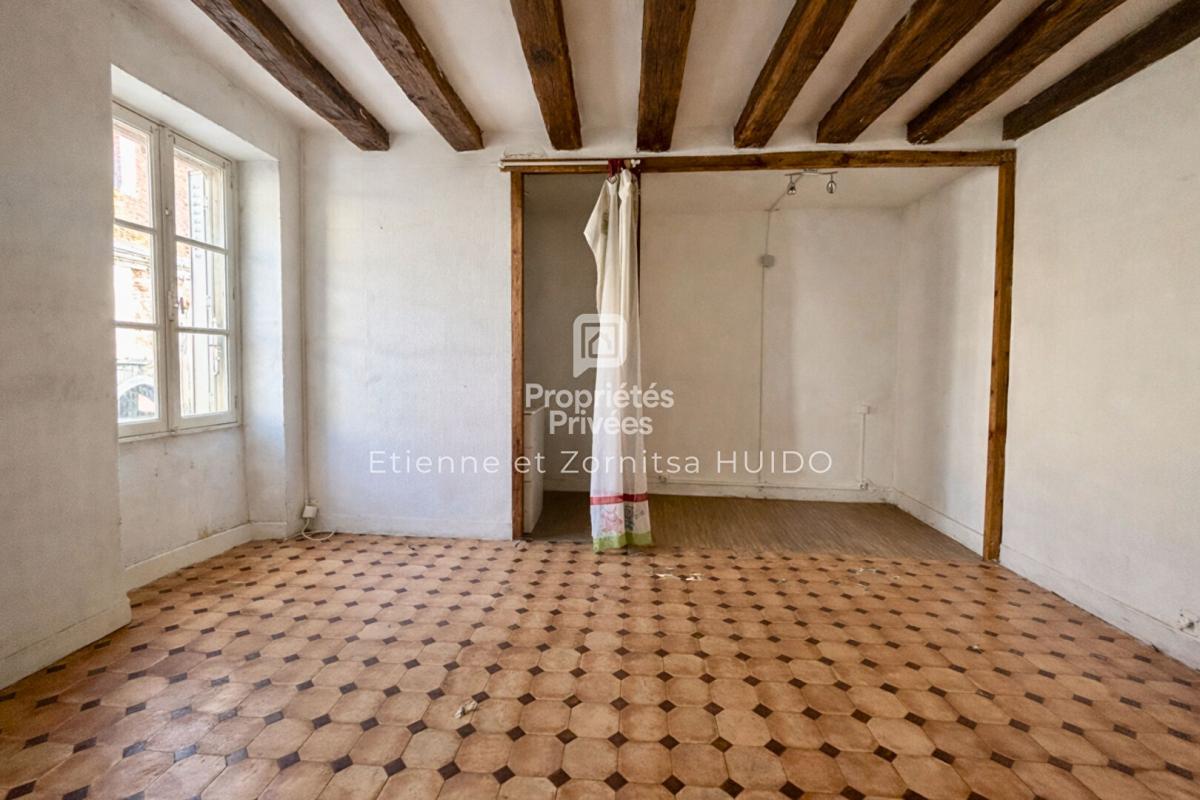 VATAN Immeuble Vatan 10 pièce(s) 223 m2 10