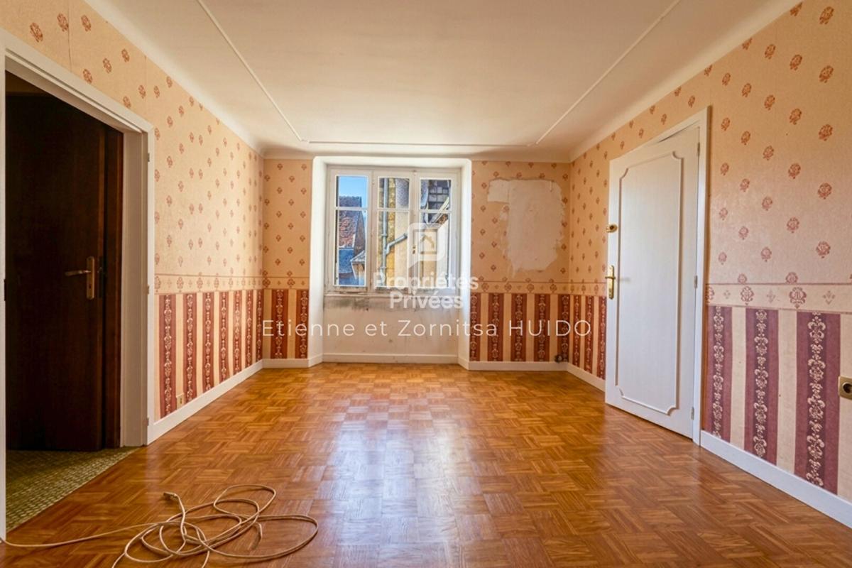 VATAN Immeuble Vatan 10 pièce(s) 223 m2 12