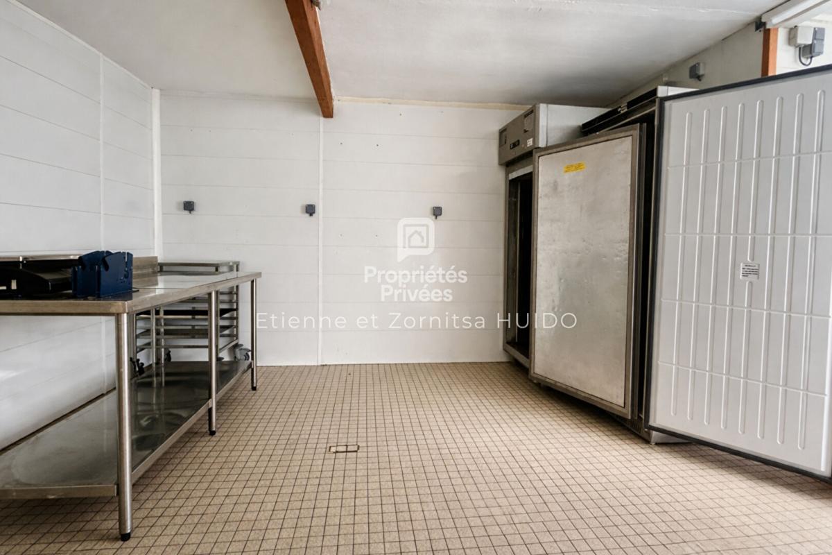 VATAN Immeuble Vatan 10 pièce(s) 223 m2 5