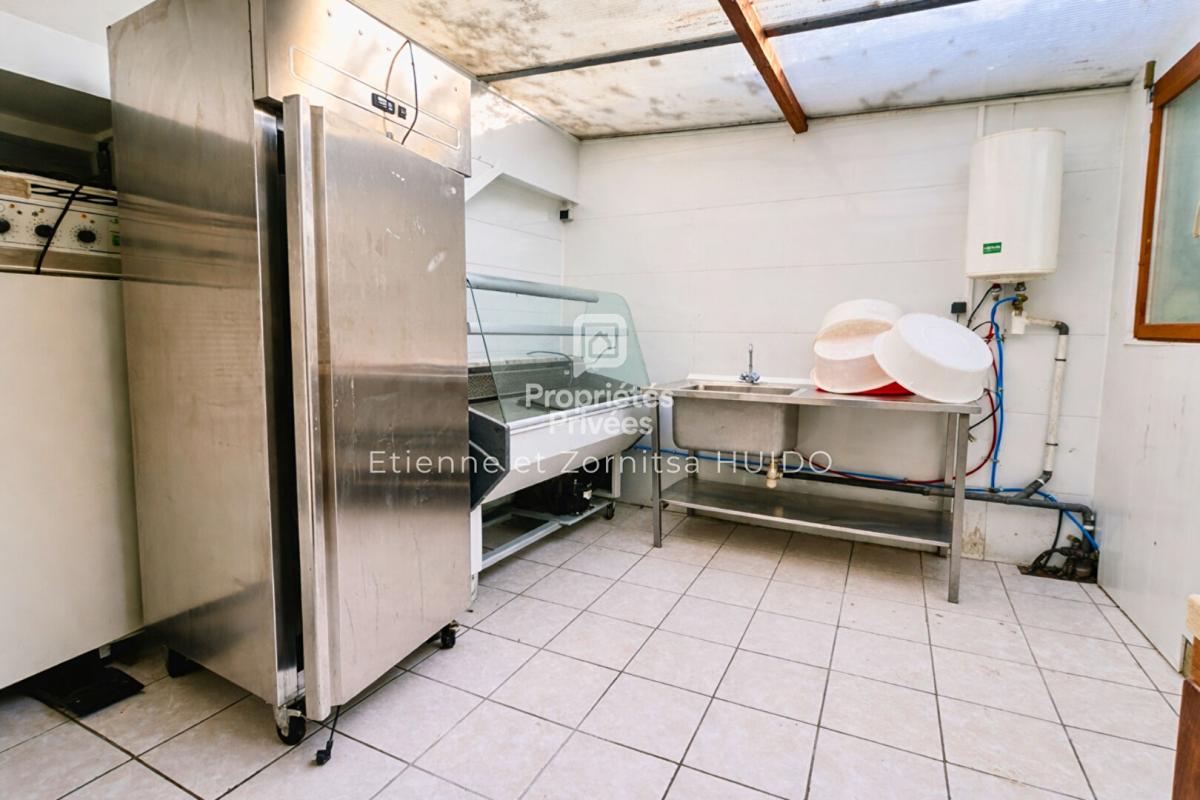 VATAN Immeuble Vatan 10 pièce(s) 223 m2 7