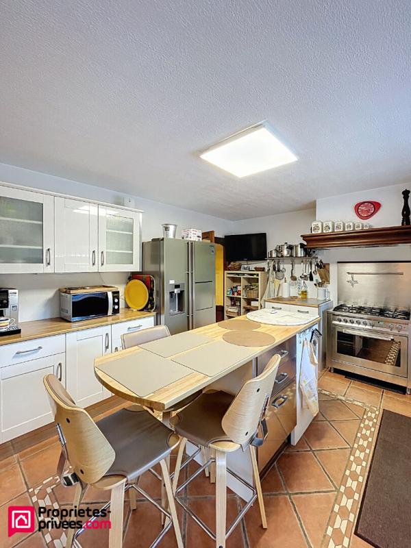 POURRIERES Villa Pourrieres 6 pièces 213 m2 11