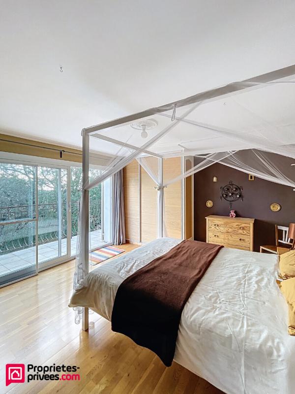 POURRIERES Villa Pourrieres 6 pièces 213 m2 15